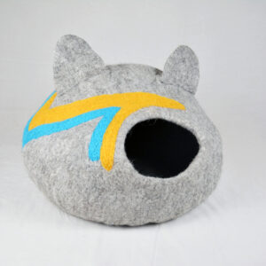 Felt Cat Cave