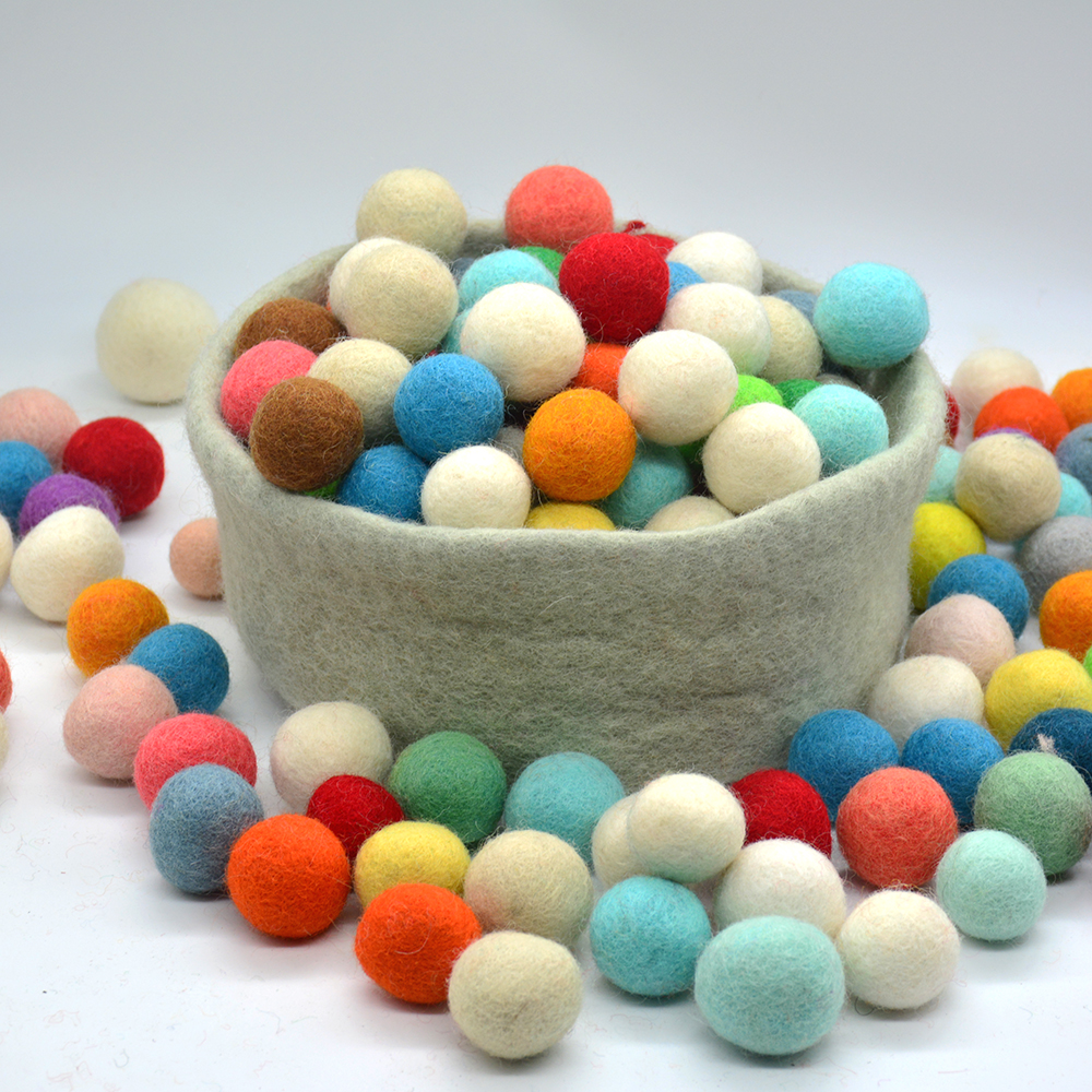 Multicolor Pompoms