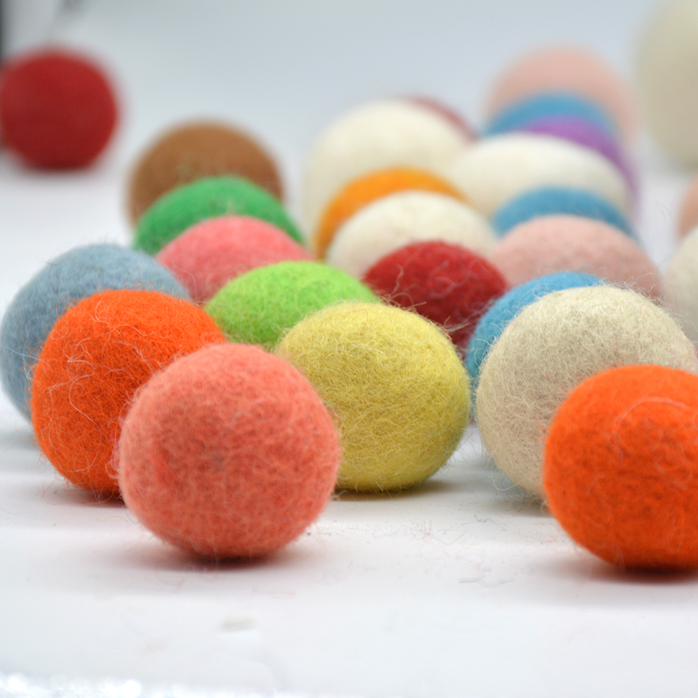 Multicolor Pompoms
