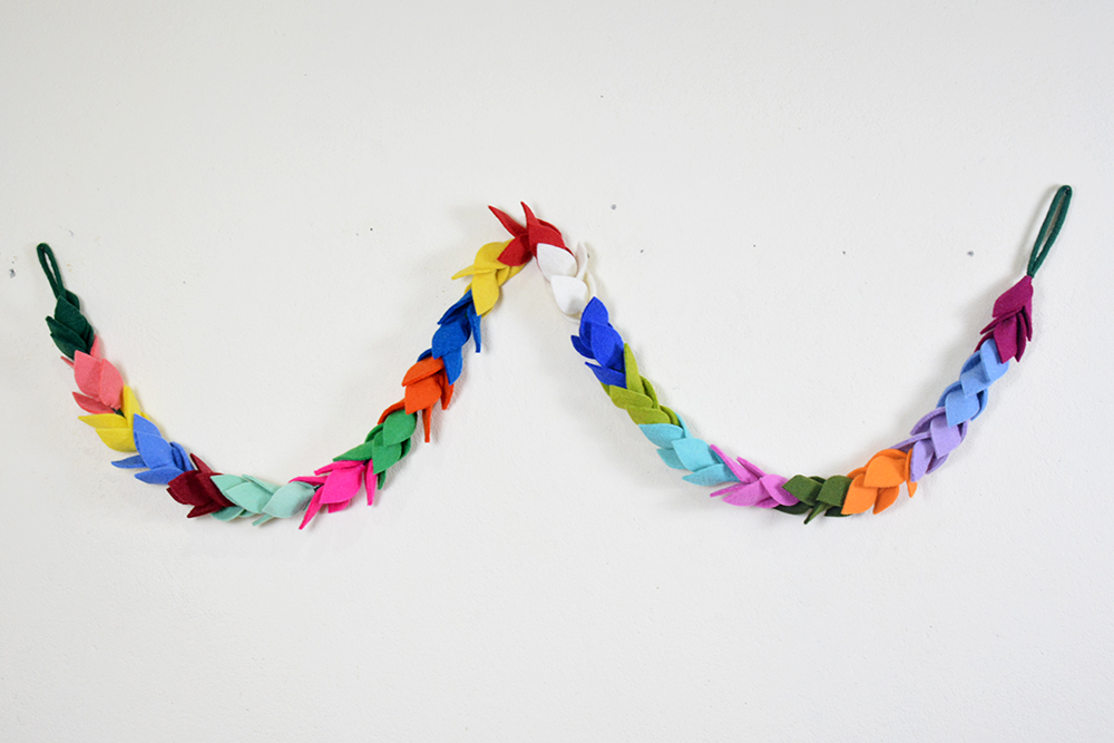 Eco Friendly Wool Felt Colorful Leaf Garland for Indoor Decoration - Image 6