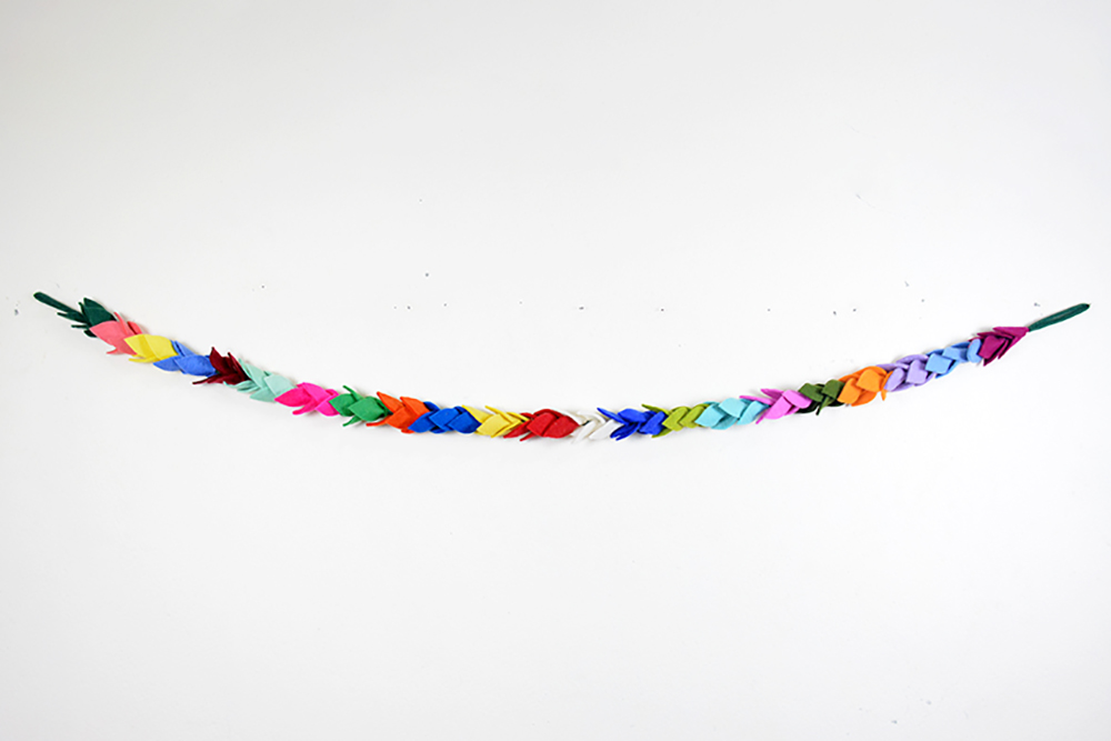 Eco Friendly Wool Felt Colorful Leaf Garland for Indoor Decoration - Image 9